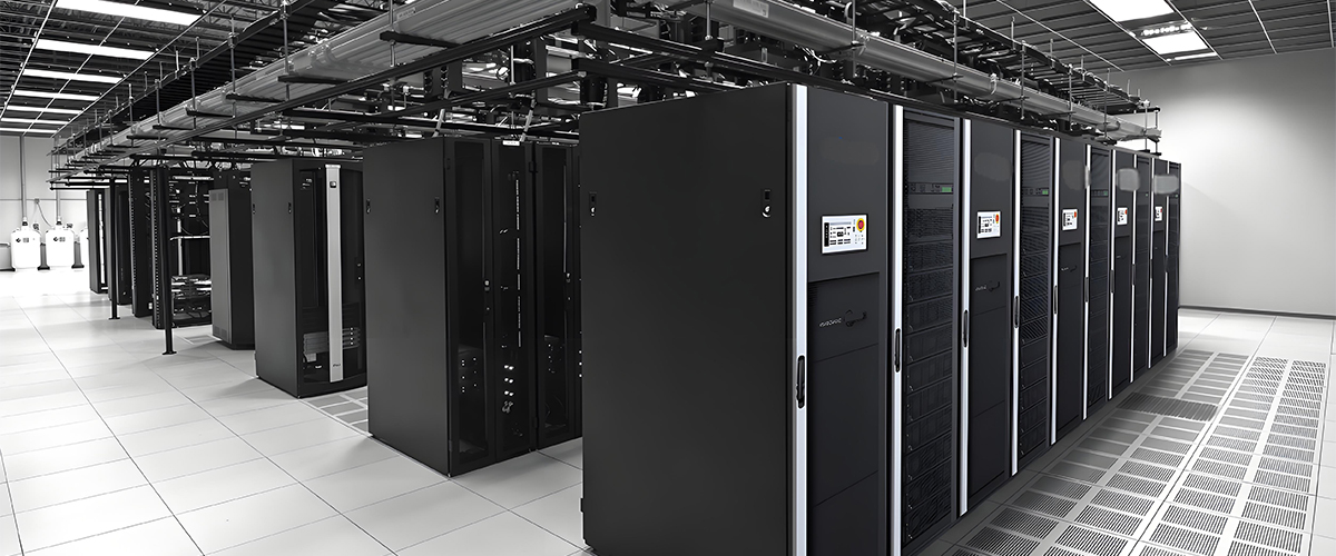 Comparison of traditional three-tier and modern leaf-spine data center network architectures